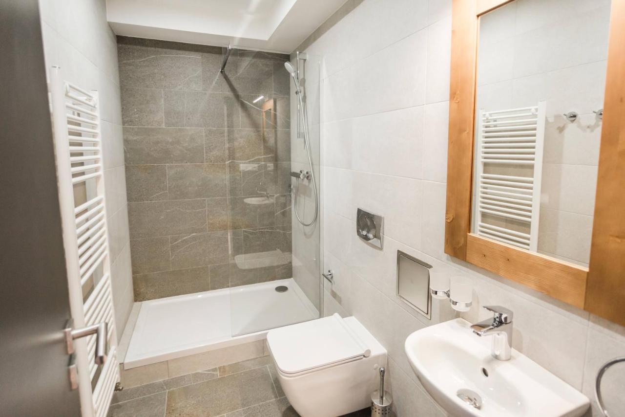 Arietes Marmont Apartmany Strbske Pleso Exterior photo