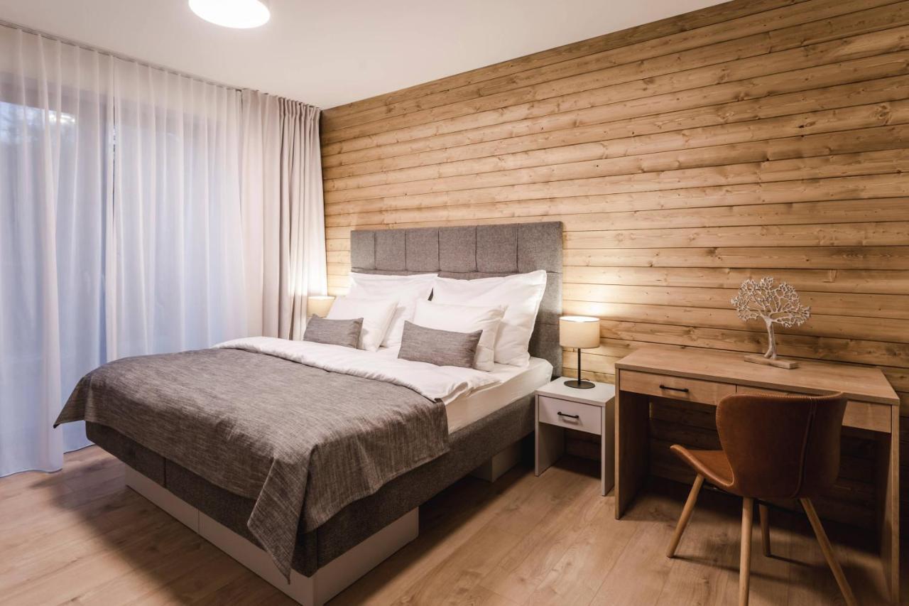 Arietes Marmont Apartmany Strbske Pleso Exterior photo