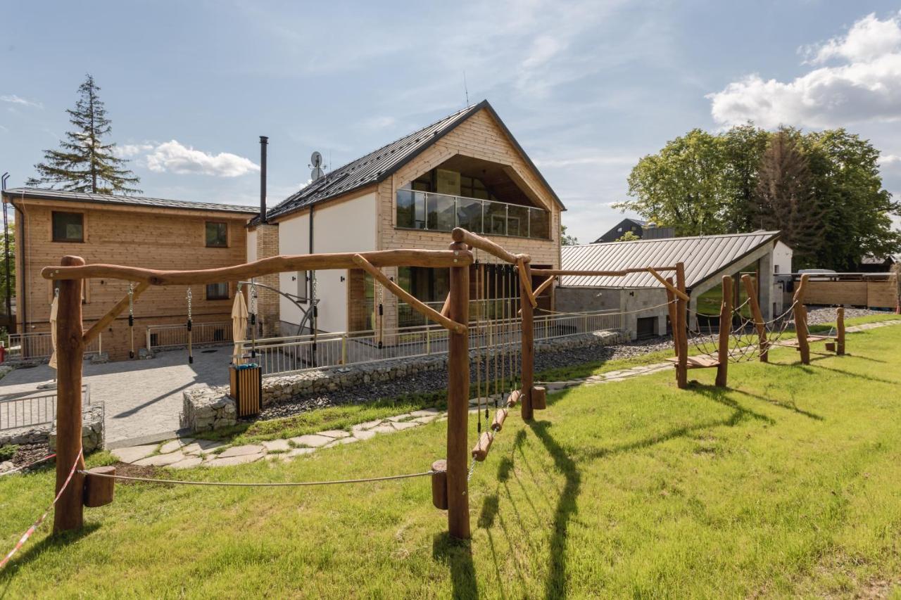 Arietes Marmont Apartmany Strbske Pleso Exterior photo
